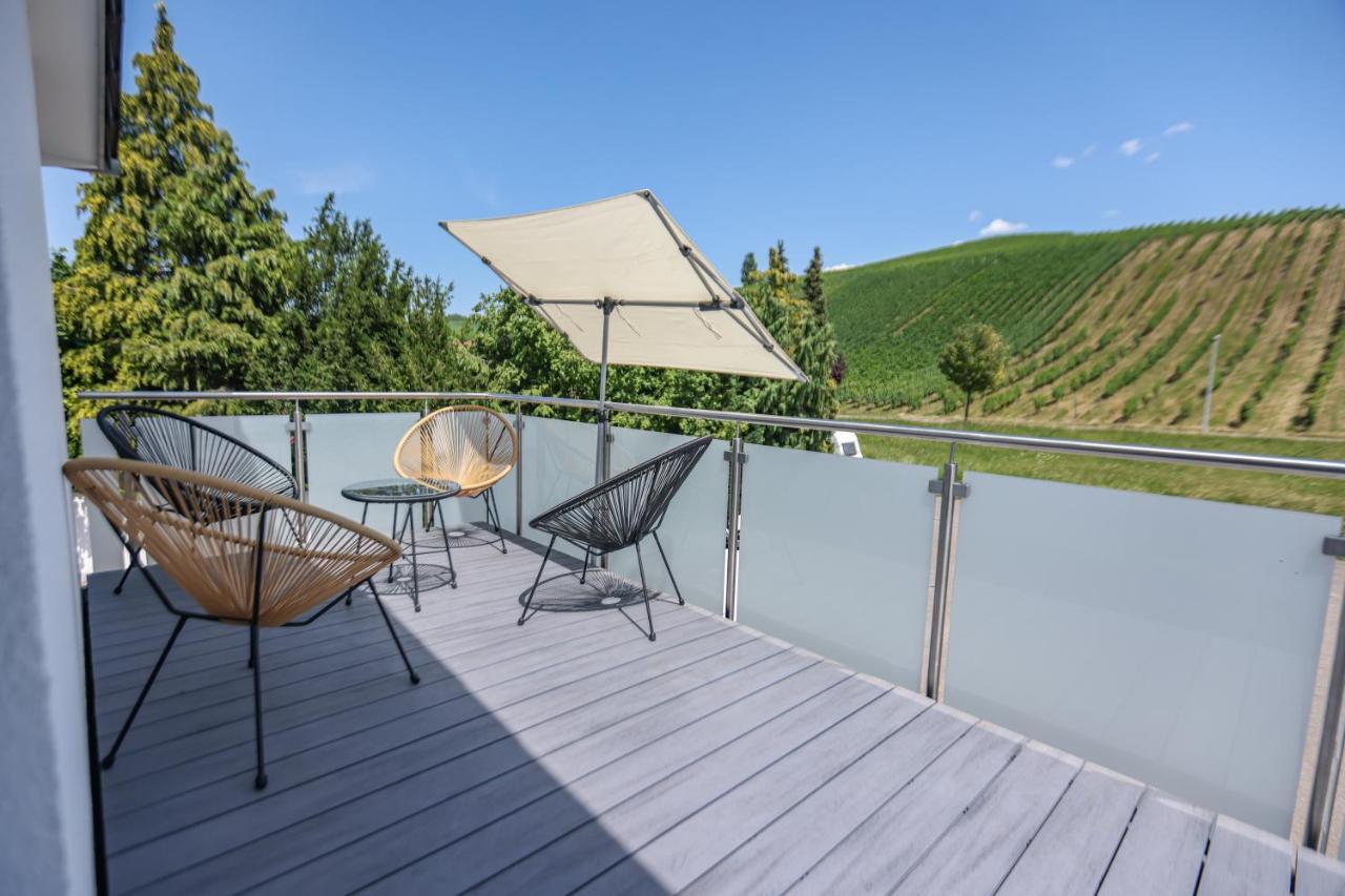 Penthouse-Wohnung I 100 Qm I Blick Auf Die Weinreben I Nespresso I Emma Matratzen Auggen Exterior foto